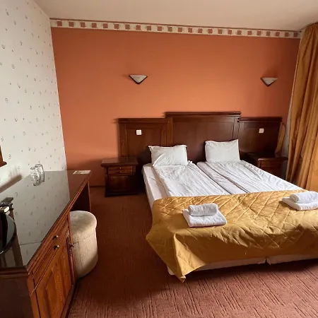 Bolyari Hotel 3*