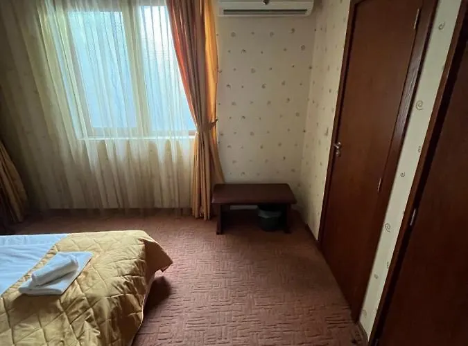 Bolyari Ξενοδοχείο 3*