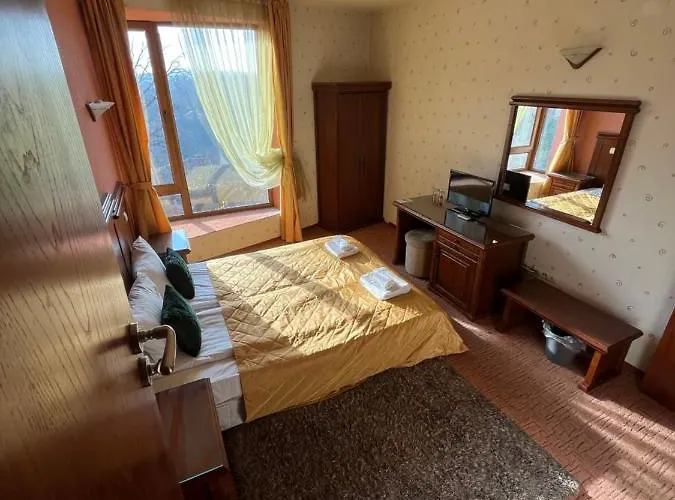 Bolyari Hotel 3*